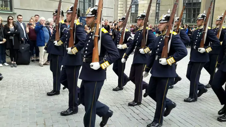 瑞典选手稳定发挥获得体操团体金牌