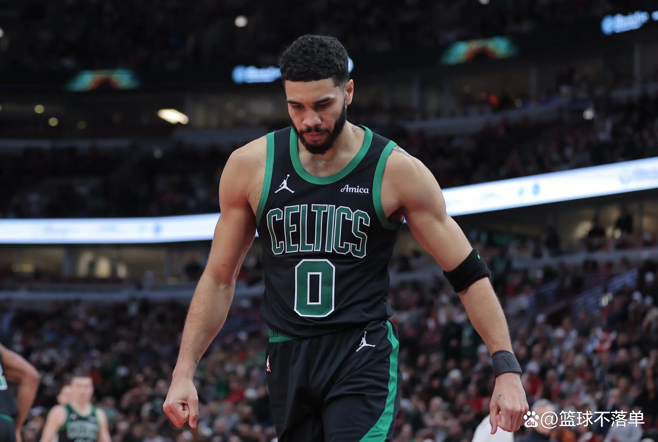 凯尔特人击败篮网，主场夺冠