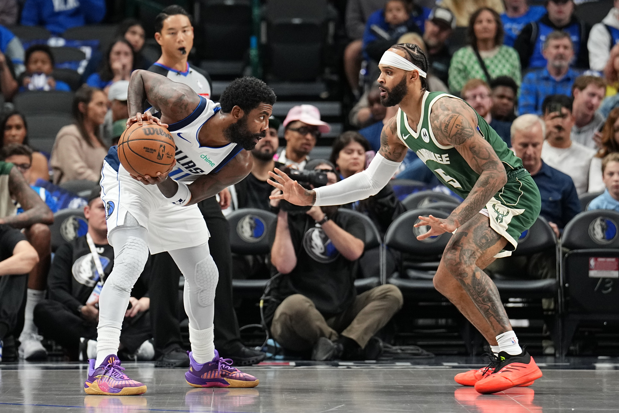 DB gaming-包含开拓者负于独行侠遭遇三连败的词条