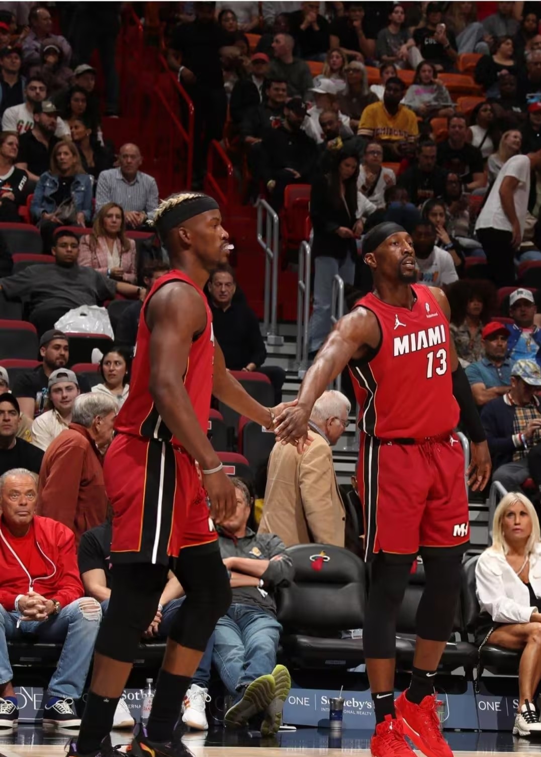 DB彩票-包含热火大胜奇才，豪取五连胜的词条