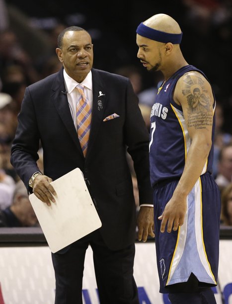 DB彩票入口-魔术逆转灰熊，晋级西部决赛